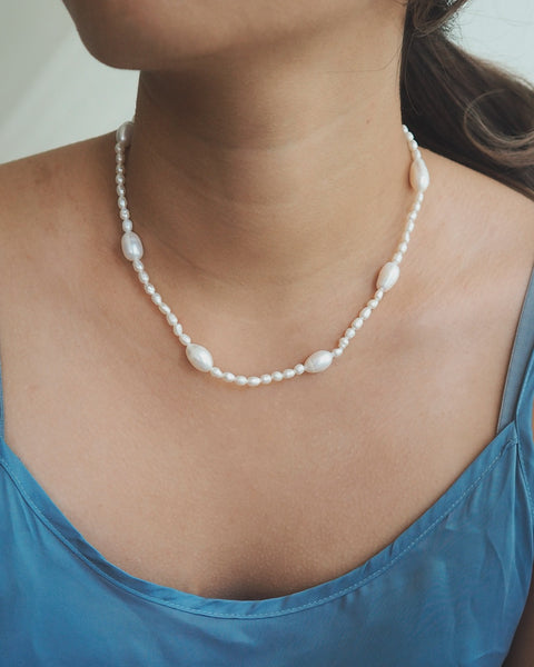Buy 3-4mm White Small Seed Rice Pearl Necklace Choker,genuine Freshwater Pearl  Necklace,baby Girls Pearl Necklace,girls Tiny Pearl Necklace Online in  India - Etsy