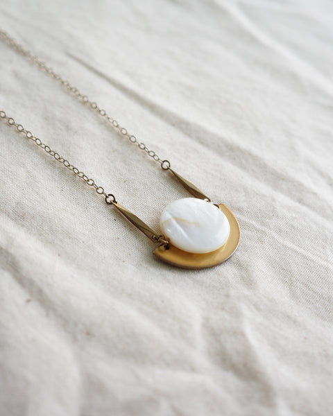 Yún Necklace